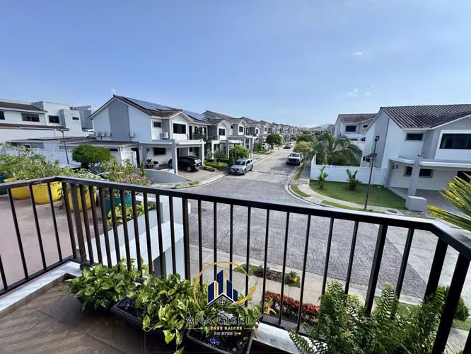 Venta Casa elegante en Paseo del Norte o Brisas Norte (negociable)