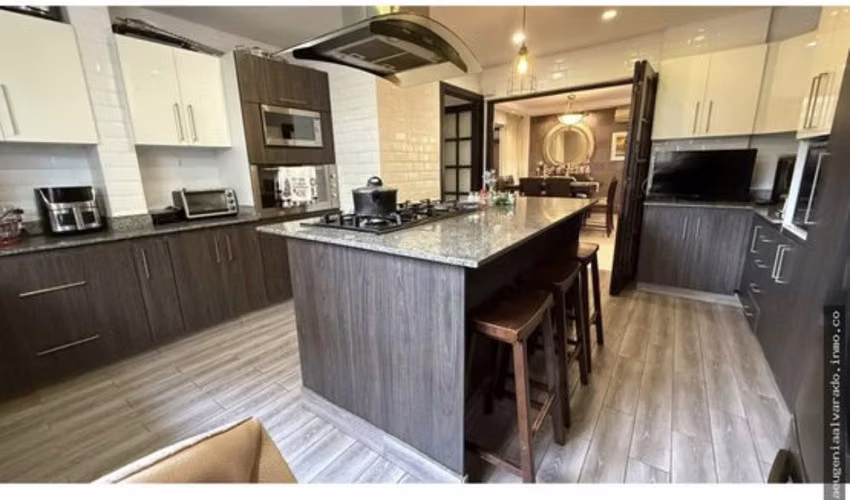 VENTA DE CASA EN PH CASTLE NOVO 4522