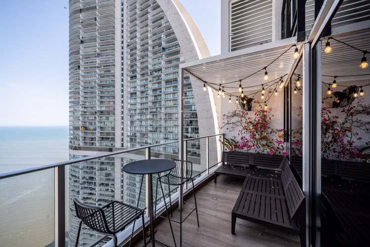 Loft de diseño con vista al mar en Pacific Village