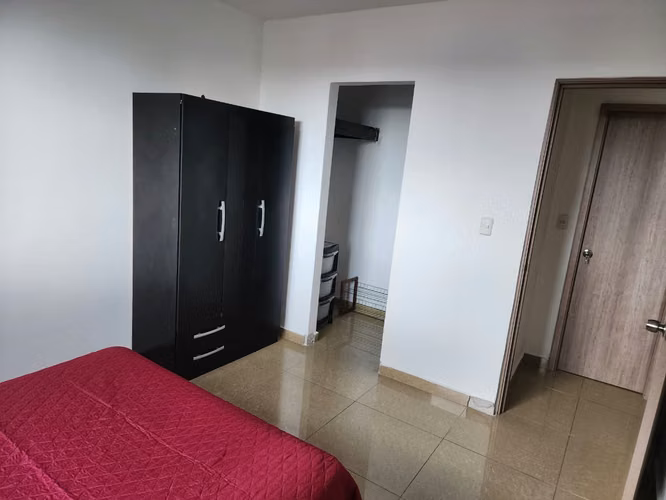 SE ALQUILA APARTAMENTO EN PH URBIS, TUMBA MUERTO