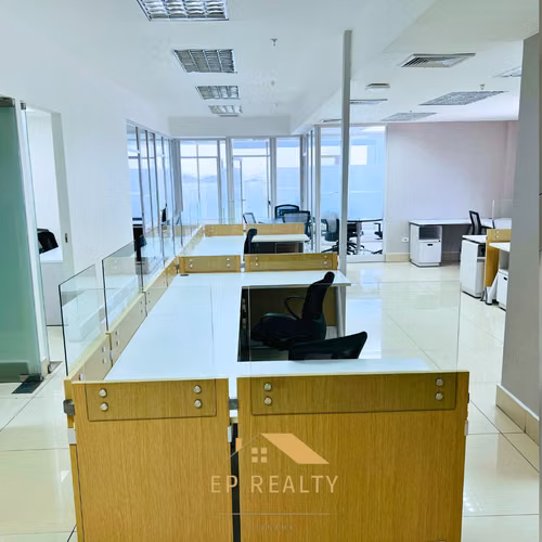 ALQUILO OFICINA EN AVE, BALBOA, AMOBLADA, 200M2, VISTA AL MAR, TORRE BICSA.