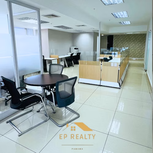ALQUILO OFICINA EN AVE, BALBOA, AMOBLADA, 200M2, VISTA AL MAR, TORRE BICSA.