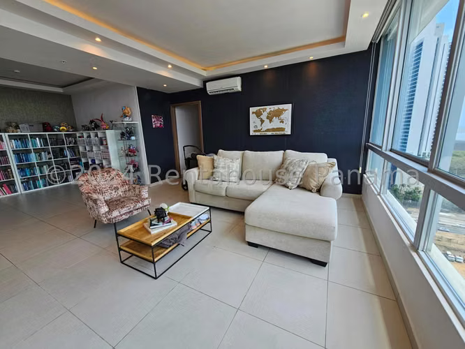 Espectacular Apartamento en Venta en Costa del Este 27PPM440