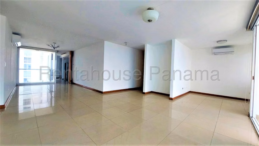 Venta de Apartamento en Altos del Golf Ph Bahia del Golf Solo Cliente Directo LFC