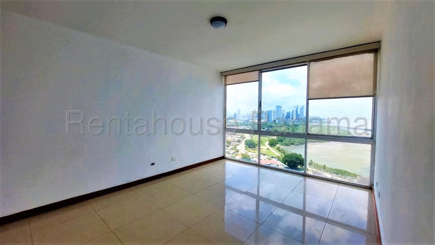 Venta de Apartamento en Altos del Golf Ph Bahia del Golf Solo Cliente Directo LFC