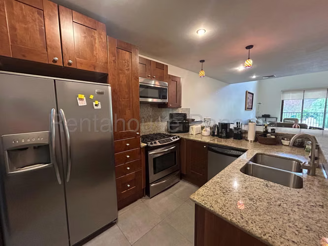 Exclusivo Loft Amoblado en Venta en Clayton 26PPM7214