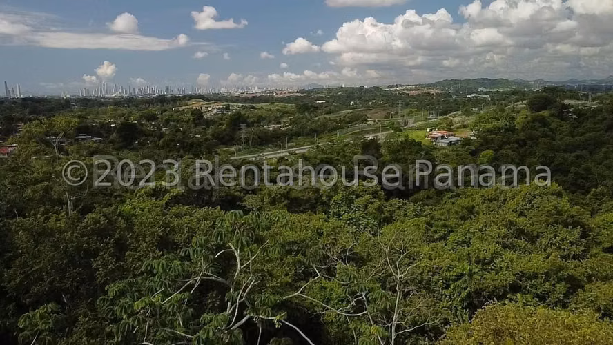 Terreno en Venta en Pedregal JG