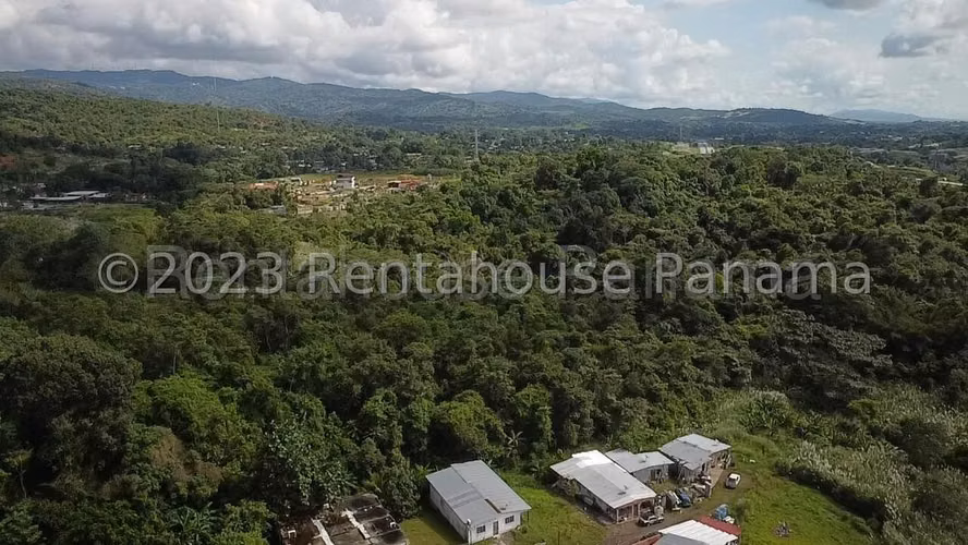 Terreno en Venta en Pedregal JG