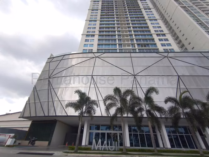 Apartamento en Venta en Costa del Este. MAUI  | 2 parkings + Depósito