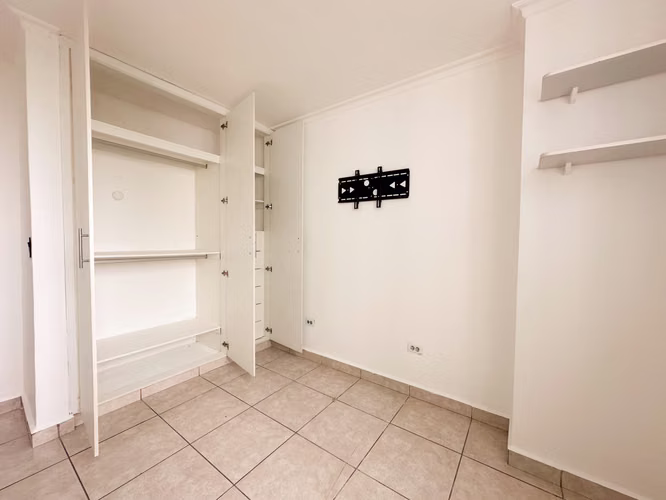 SE ALQUILA APARTAMENTO EN VIA ESPAÑA - LINEA BLANCA - VG - Imagen 11