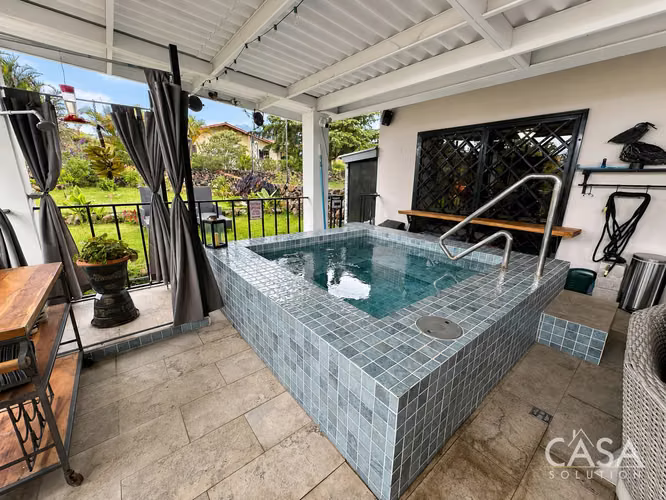 Reducción de Precio! Casa de 3 Recámaras con Vistas a las Montañas y Jacuzzi en Alto Boquete - Imagen 2
