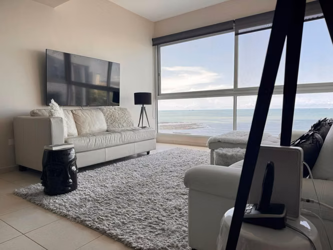 PH Vista Mar, Se vende elegante apartamento amoblado en Avenida Balboa