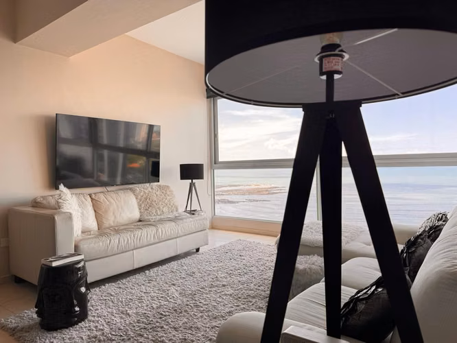 PH Vista Mar, Se vende elegante apartamento amoblado en Avenida Balboa