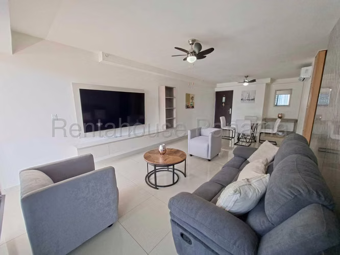 Apartment for Rent in Bellavista LA27-468