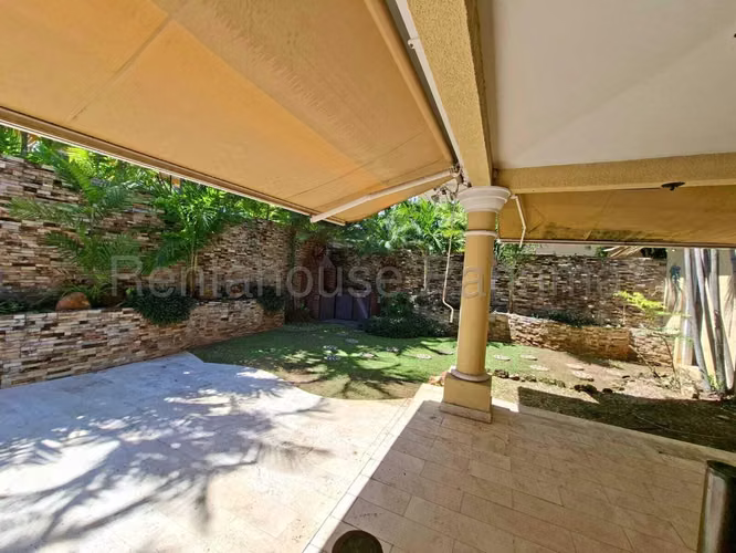 Venta de casa en Costa del Este AK