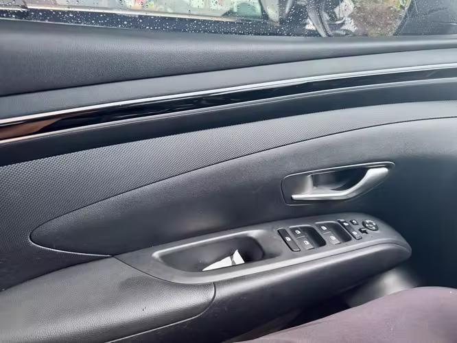 HYUNDAI TUCSON GL PLUS 2024 – AUTOMÁTICA - Imagen 7