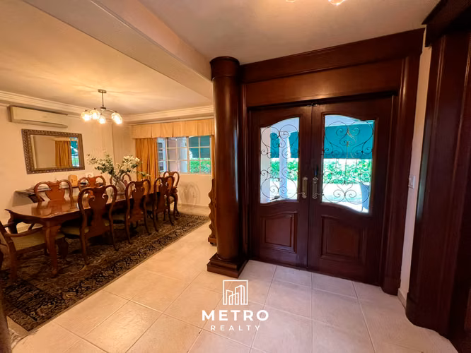 Costa del Este Lujosa Casa en Venta