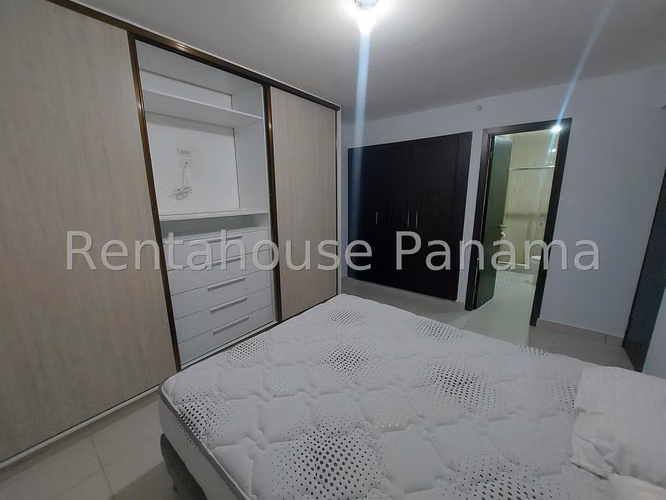 Apartamento en Alquiler en San Francisco. PH TEE ONE. 27LDC515