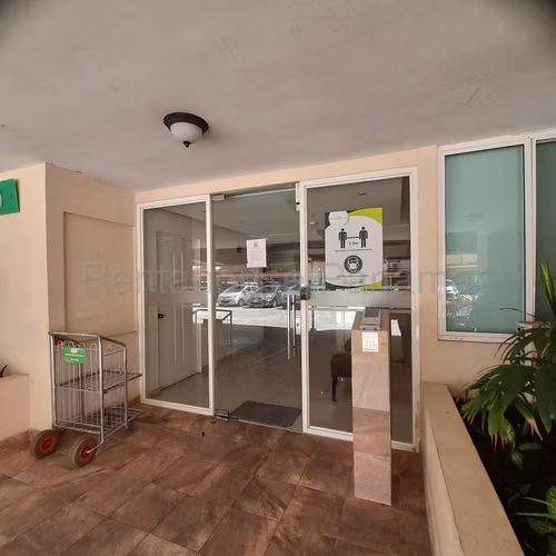 Apartamento en Alquiler en Condado del Rey. PH GREEN PARK. 27LDC506
