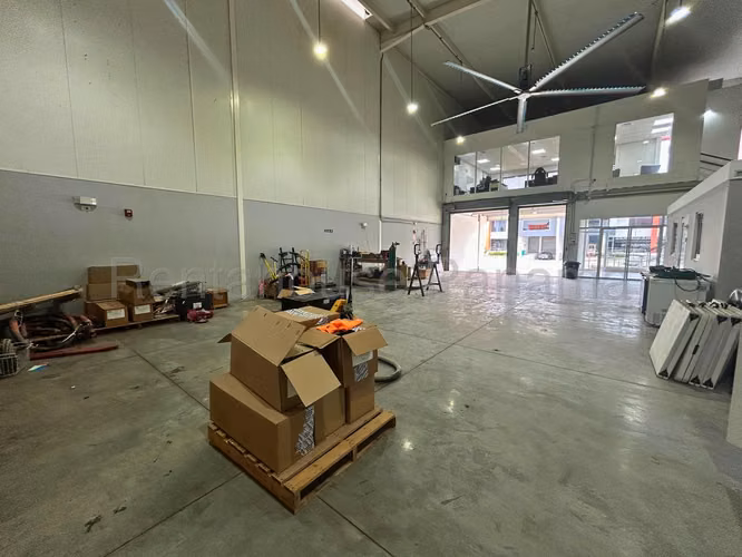 Venta de galera en Zona Franca Panapark