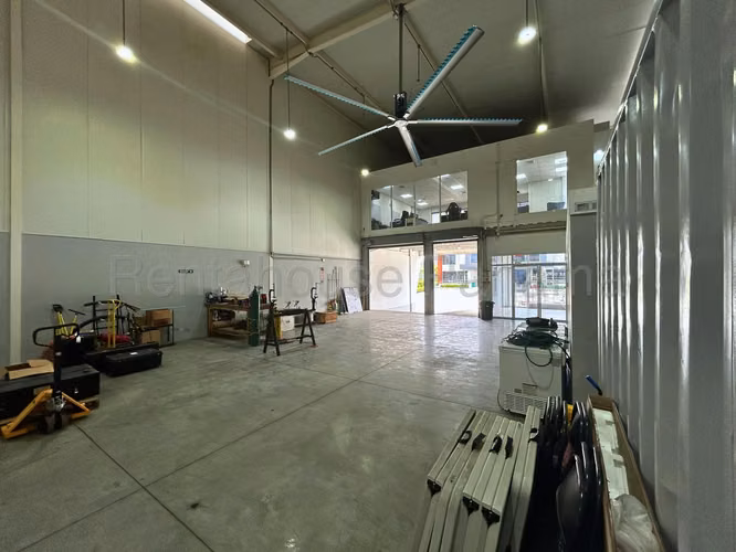 Venta de galera en Zona Franca Panapark
