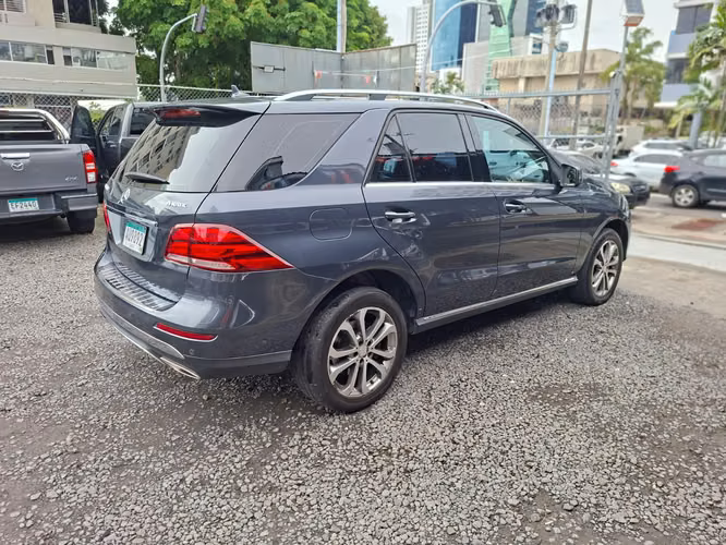 Mercedes Benz GLE