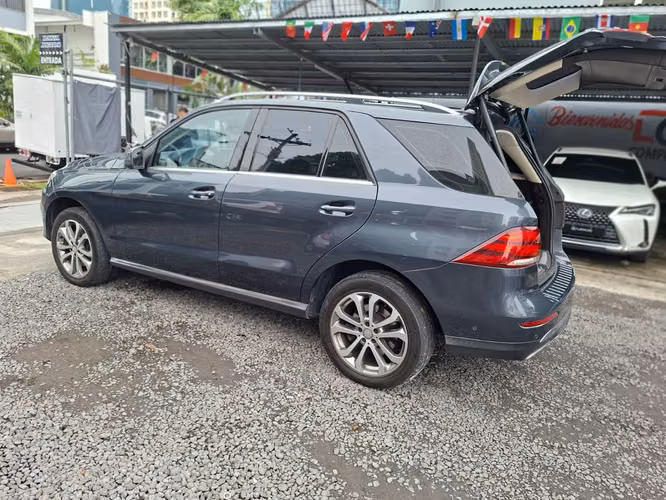 Mercedes Benz GLE