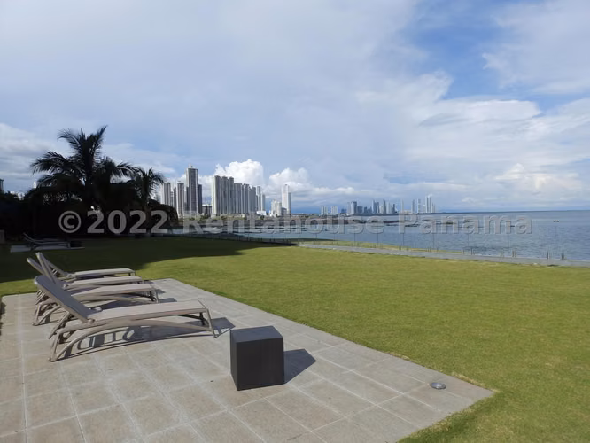 Vendo Apartamento en Punta Pacifica LC25-1451
