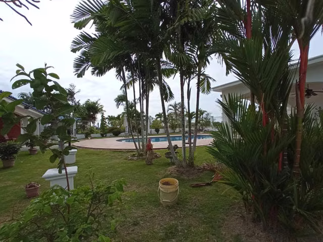 Venta -  Casa con Piscina Privada en Playa Blanca Resort (450m²) - 27GP483