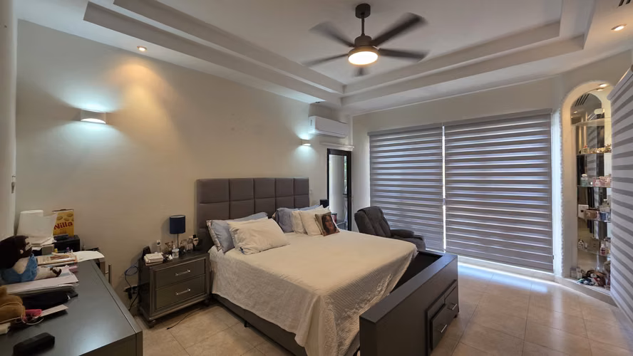 Venta Casa en Costa del este   RES ANTIGUA 18