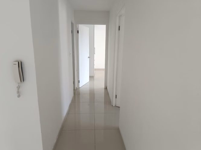Alquilo apartamento, Ciudad Radial-Metropark