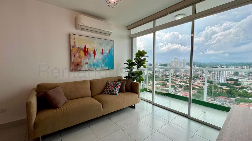 Alquiler de Apartamento en Vía España 26LBR8869