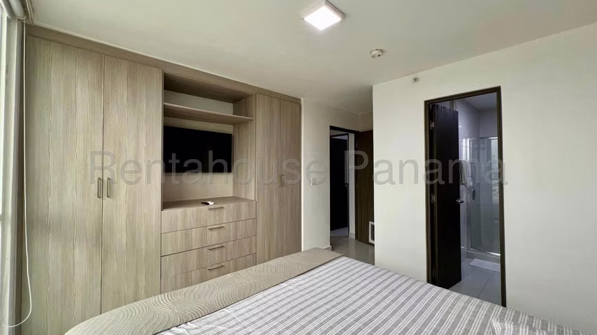 Alquiler de Apartamento en Vía España 26LBR8869