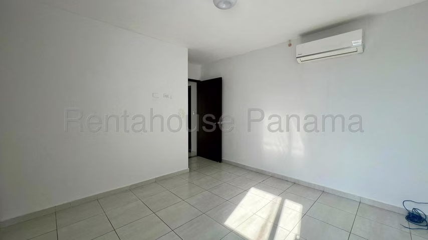 Alquiler de Apartamento en El Carmen 26LBR7041 - Imagen 15