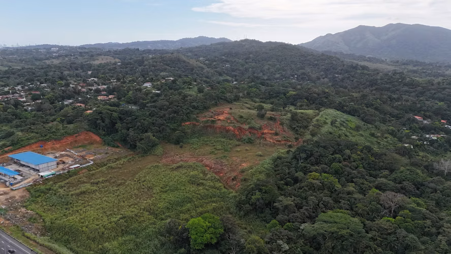 Lote de 4.6 hectares en Venta en Arraijan – ¡Ubicación Privilegiada!