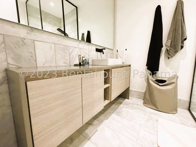 Espectacular Apartamento de Lujo "Turnkey" en Ocean Reef Islands 23EPP9741