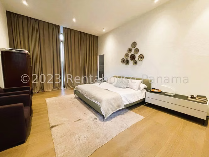 Espectacular Apartamento de Lujo "Turnkey" en Ocean Reef Islands 23EPP9741