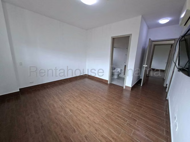 Venta de apartamento en Costa Sur AK