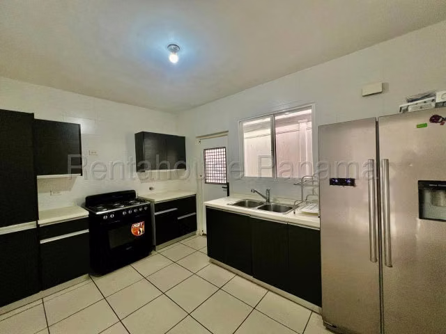 Venta de Casa Ph Augusta en Brisas del Golf 26LBR8654