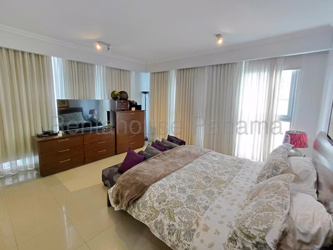 Apartamento en Venta en Punta Paitilla. PORTO VITA