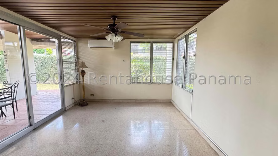 Venta de casa en San Francisco - Villa Lilla