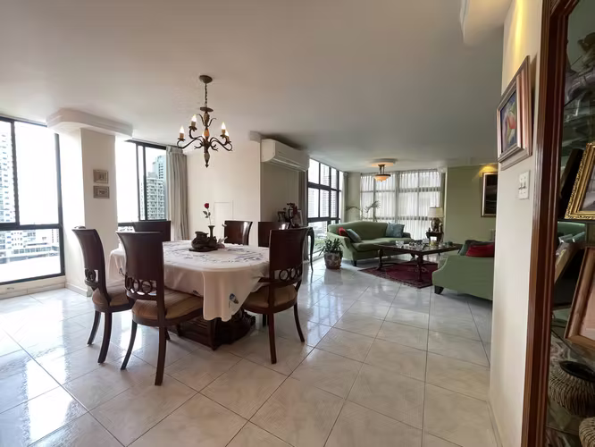 Penthouse en Casa Magna, San Francisco – 2 Niveles, 311m², Vista Panorámica