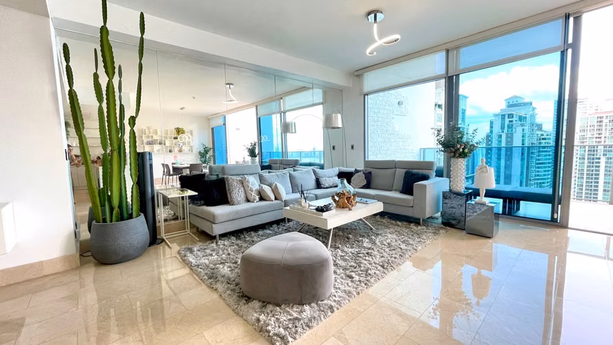 Espectacular Loft de Lujo con Vista al Mar y la Ciudad 26EPP1286