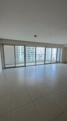 Alquiler Apartamento Costa del Este - YD