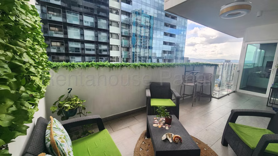Apartment for Sale in Bellavista VLU27-377
