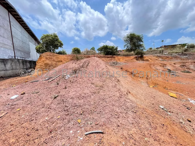 Se Vende Terreno en Chorrera MDV23-9580
