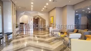 Alquiler de Apartamento con 125m2 en Costa del Este PH Parkside 27-136SR