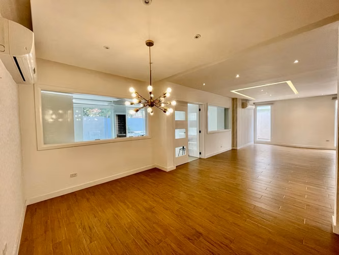 Costa del Este | Casa de 338m2 | 5 habitaciones | CBE | Área social