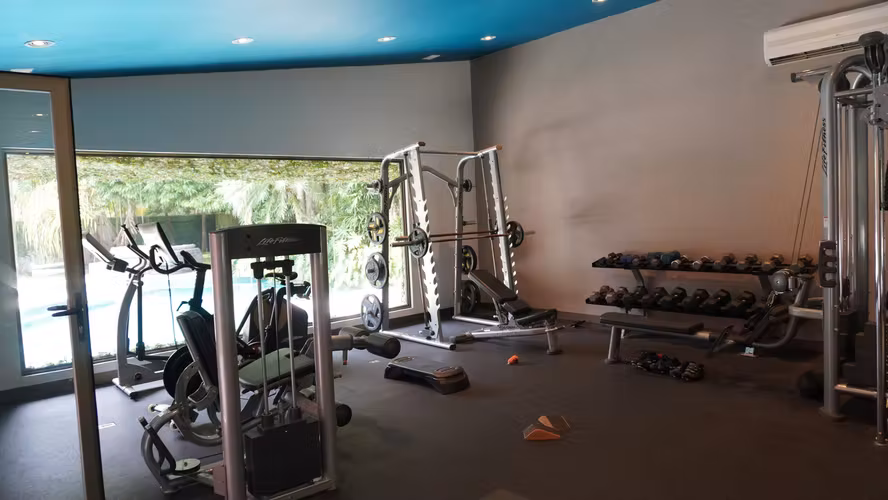 se vende casa de lujo en COSTA DEL ESTE EN MAGNOLIAS CON PISCINA Y GYM