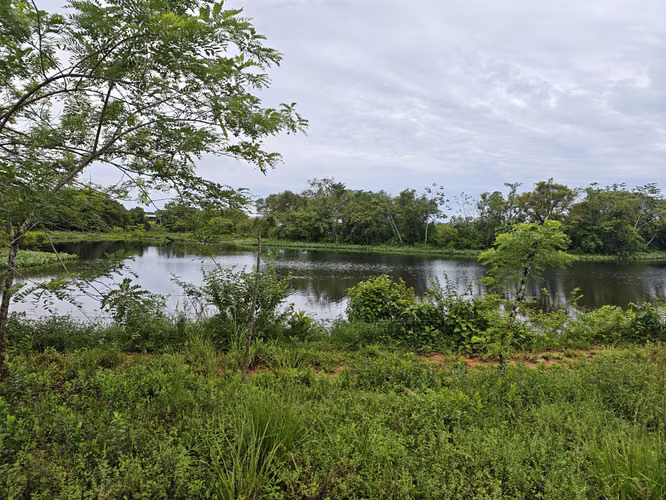 SE VENDE REMATE! OPORTUNIDAD ÚNICA EN HACIENDA COUNTRY CLUB 